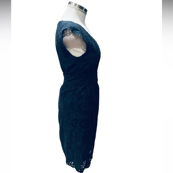 Gianni Bini Neck  Eyelet Dress Navy  Size 0 - Picture 4 of 6